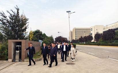 團(tuán)市委、市貿(mào)促會(huì)、市青企協(xié)一行到工投集團(tuán)涇河產(chǎn)業(yè)園考察交流